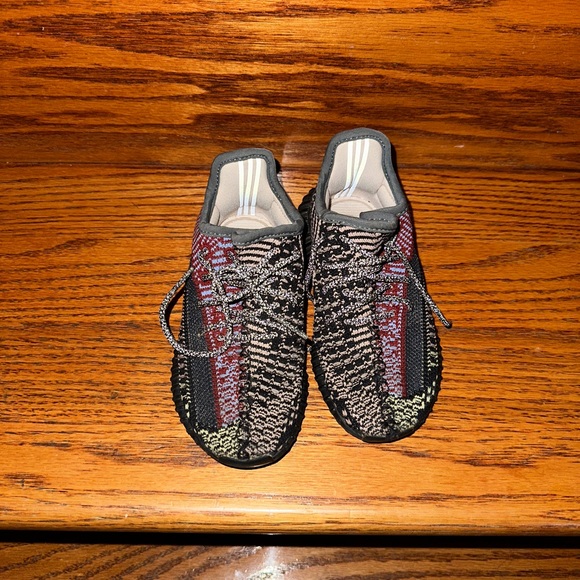 Yeezy boost 350 V2 Infant “Yecheil”